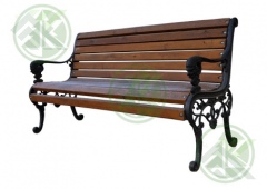 Скамейка с литыми чугунными боковинами