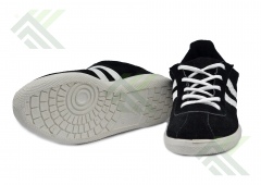 Кроссовки кожаные 40