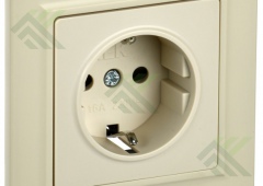 Розетка IEK BRITE беж. 1м с/з + рамка